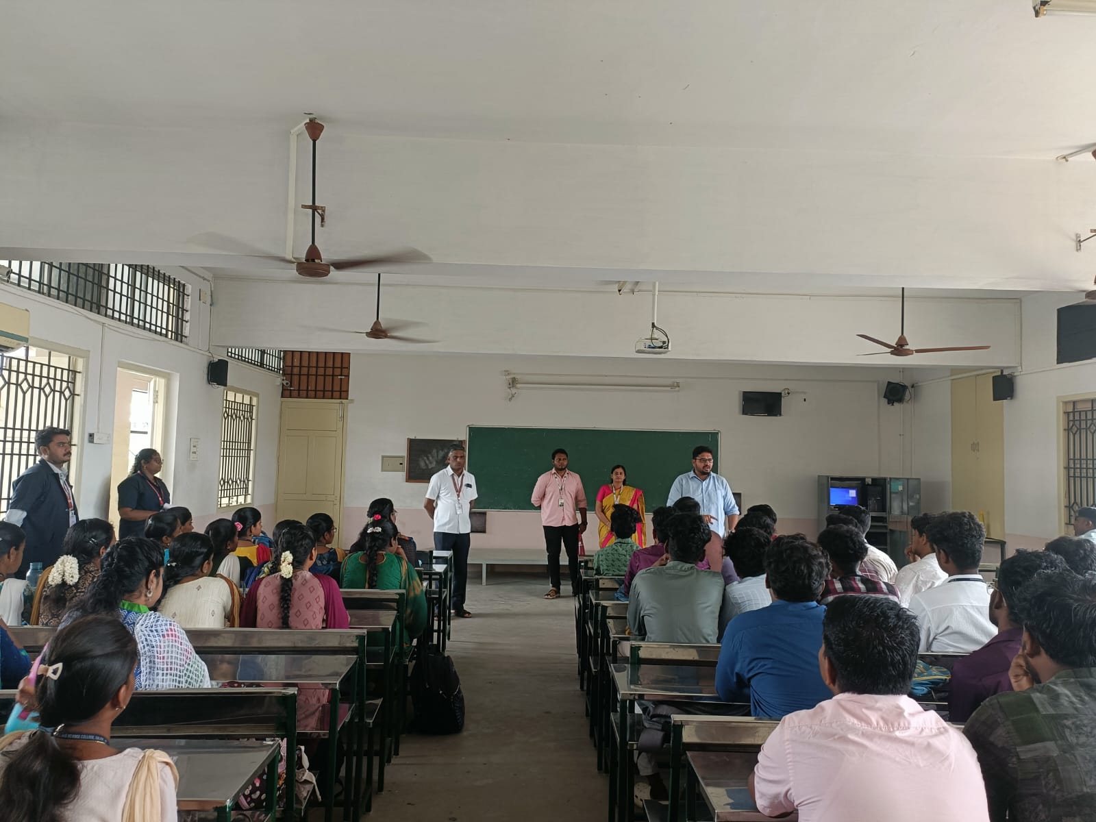 RACE INSTUTE 3 YEAR Placement class