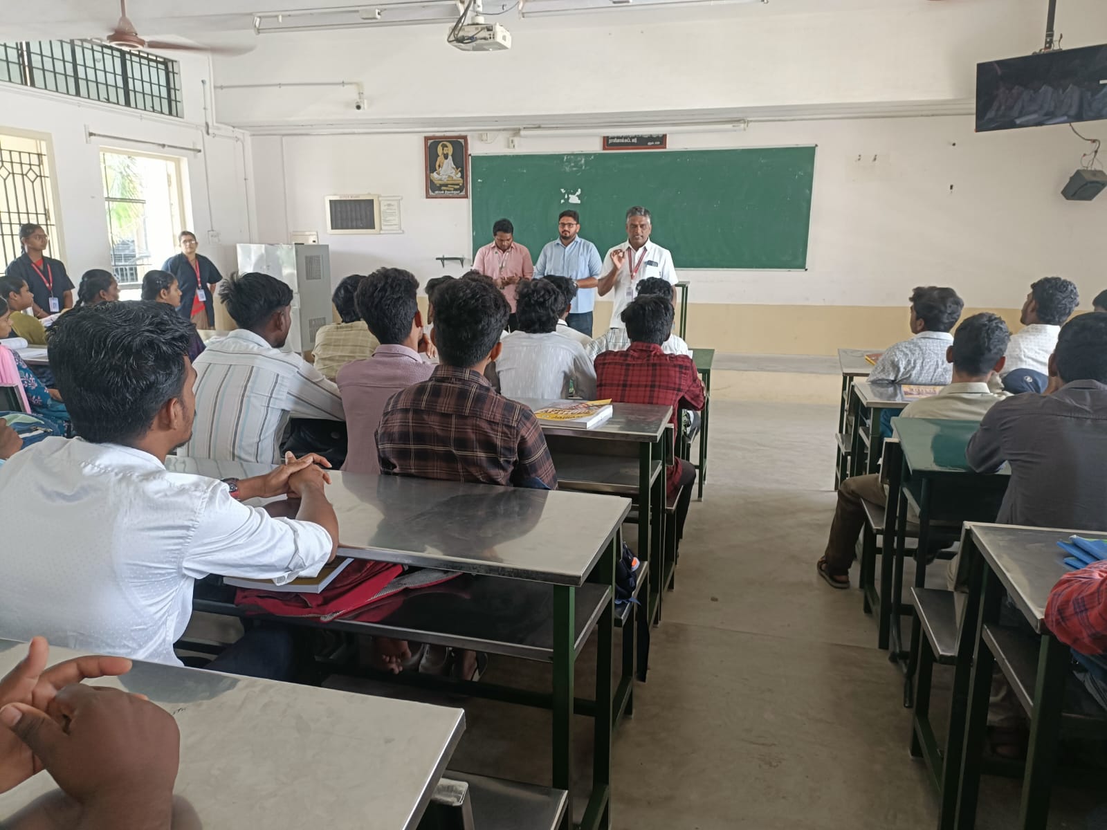 RACE INSTUTE 3 YEAR Placement class
