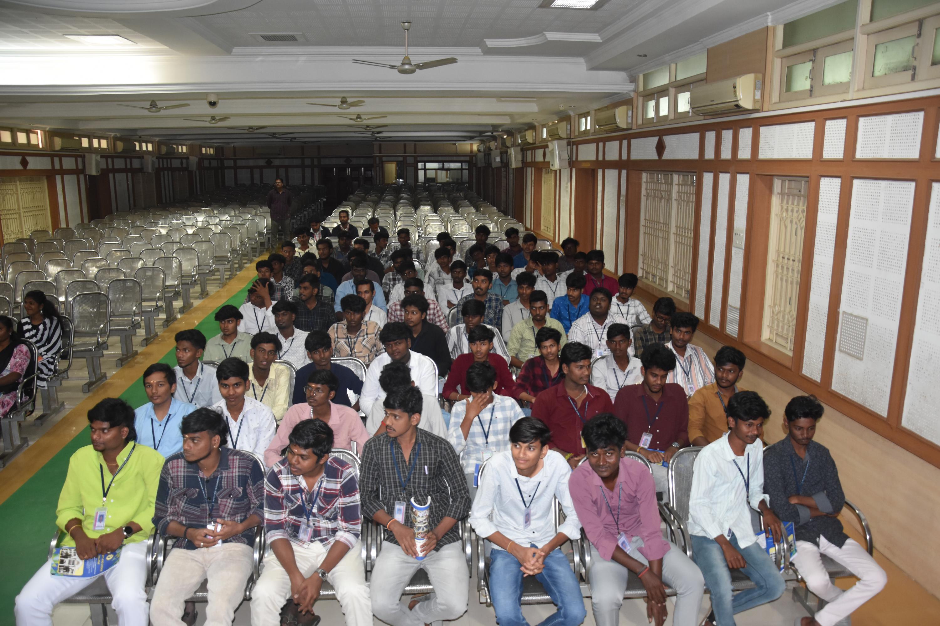 GLOBAL CAREERS WITH COMMERCE PROFESSIONAL PATHWAYS