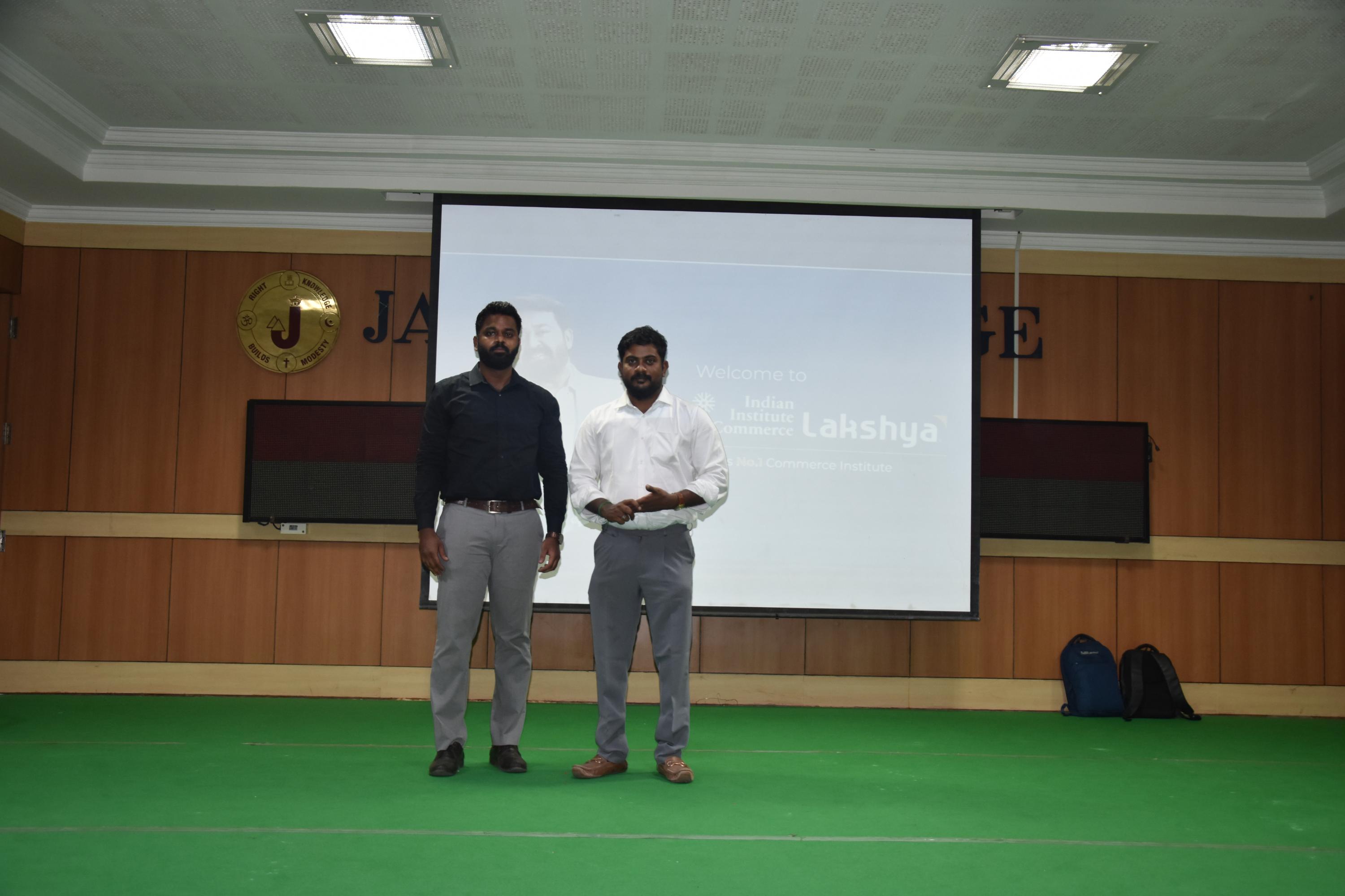 GLOBAL CAREERS WITH COMMERCE PROFESSIONAL PATHWAYS